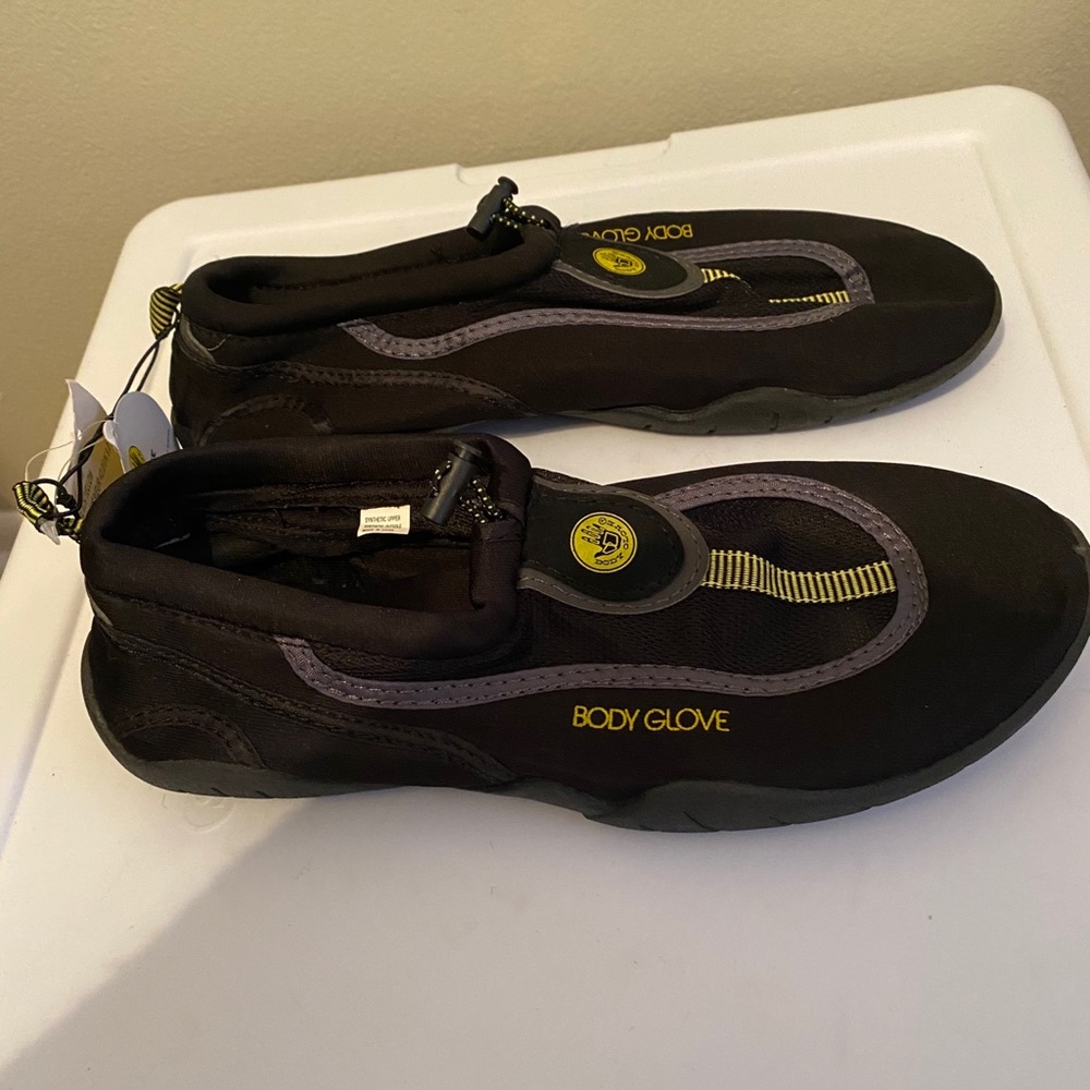 Body Gove water shoes-Men’s size 9